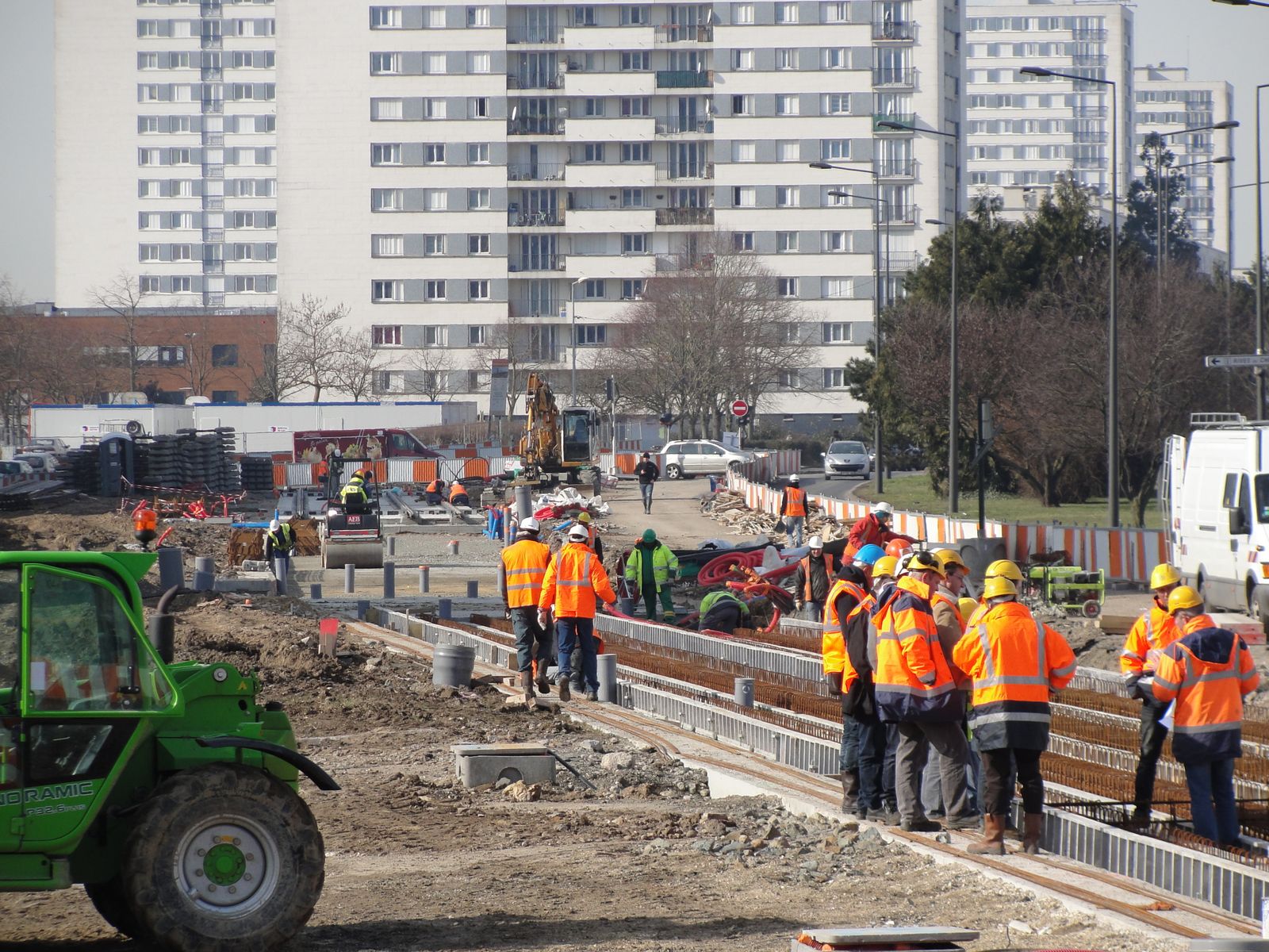 http://idata.over-blog.com/4/60/40/19/Construction-de-la-ligne---2011--3-/DSC01200.JPG