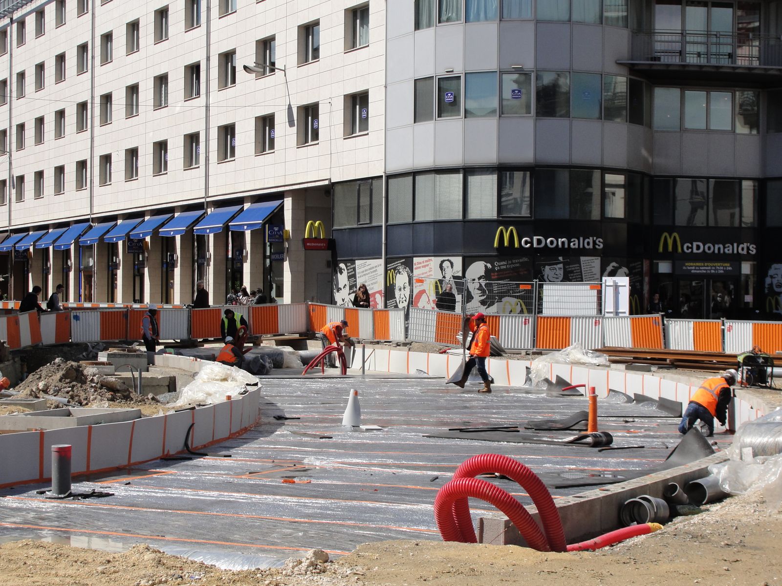 http://idata.over-blog.com/4/60/40/19/Construction-de-la-ligne---2011--3-/DSC07616.JPG