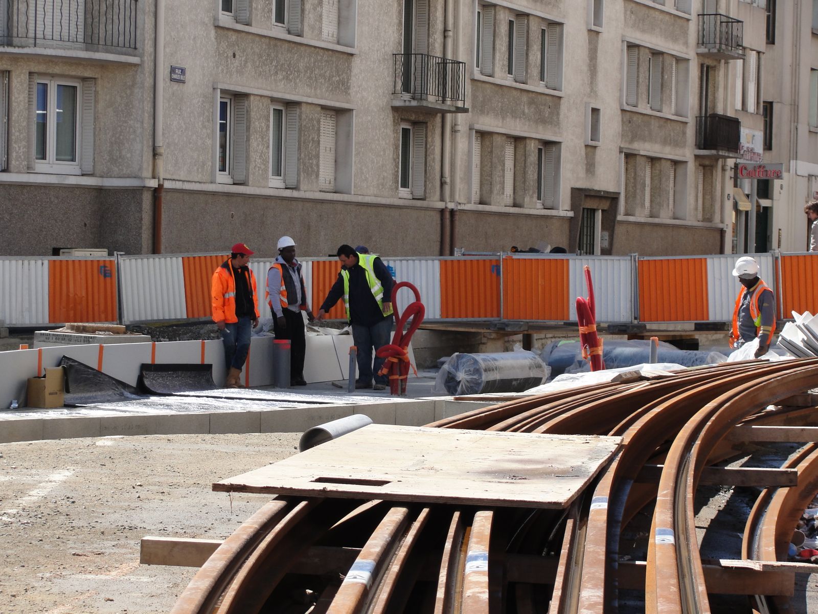http://idata.over-blog.com/4/60/40/19/Construction-de-la-ligne---2011--3-/DSC07619.JPG