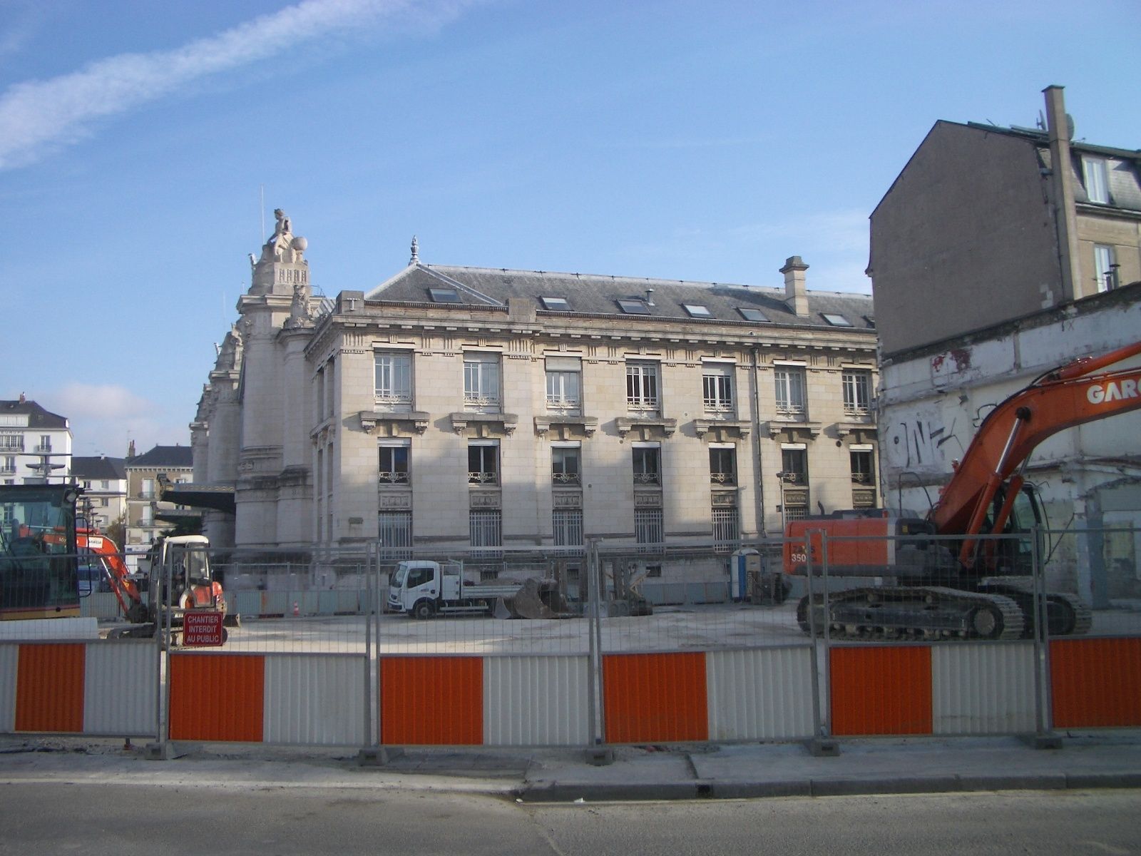 http://idata.over-blog.com/4/60/40/19/Construction-de-la-ligne---2011--3-/epc-022.jpg