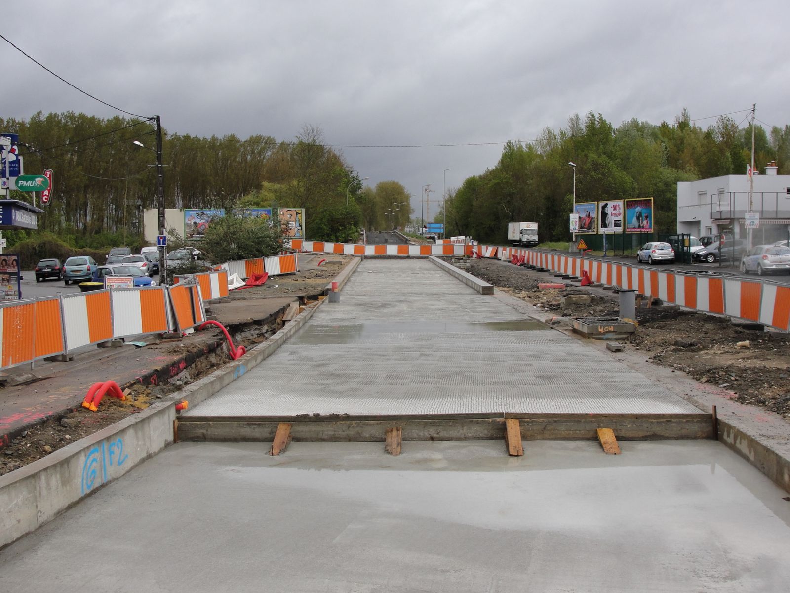 http://idata.over-blog.com/4/60/40/19/Construction-de-la-ligne---2012---1/DSC08133.JPG