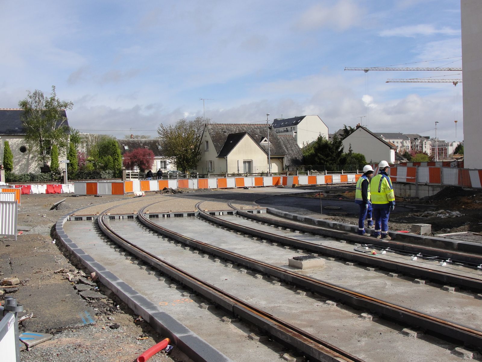 http://idata.over-blog.com/4/60/40/19/Construction-de-la-ligne---2012---1/DSC08196.JPG