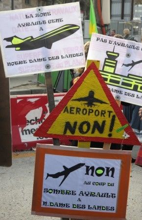 Notre-20dame-20des-20landes.jpg