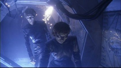 2-star-trek-enterprise-piegee-zombies.jpg