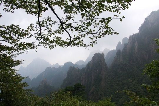 Chine-sud-montagnes-sacrees-huang-shan-521148.jpg