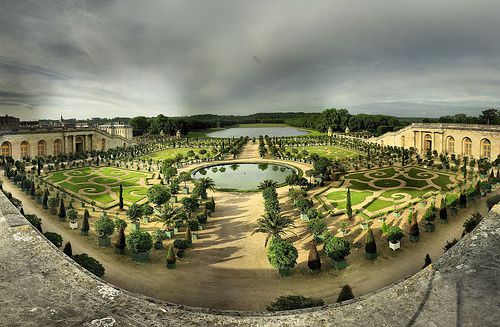 Versailles nuages gris
