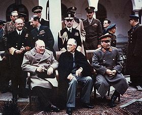 URSS-Yalta_summit_1945_with_Churchill-_Roosevelt-_Stalin.jpg