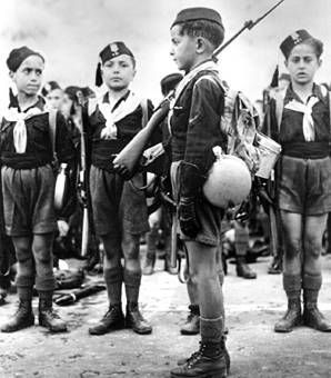 Italie-enfants-jeunesse-fasciste.jpg