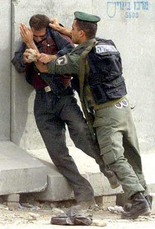 palestinien et soldat israelien