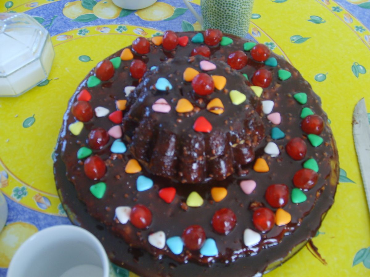 Gâteau d'anniversaire facile et rapide (CUISINERAPIDE 