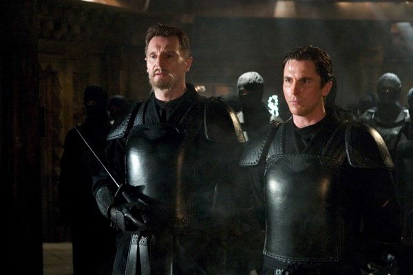 Christian Bale et Liam Neeson. Warner Bros. France Christian Bale et Liam Neeson. Warner Bros. France