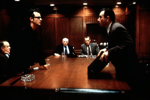 Justin Theroux et Dan Hedaya. Bac Films Justin Theroux et Dan Hedaya. Bac Films