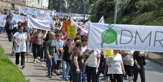 les-manifestants-ont-rejoint-le-siege-de-l-admr-saone-et-lo
