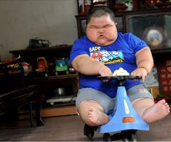 lu-hao-enfant-chinois-de-60-kg-a-3-ans.jpg