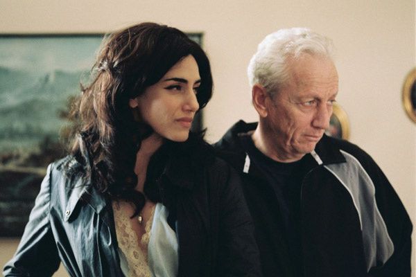 Ronit Elkabetz et Moni Moshonov. Rezo Films Ronit Elkabetz et Moni Moshonov. Rezo Films