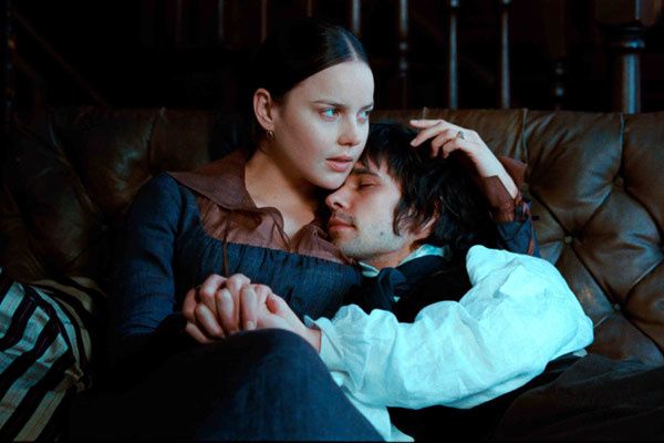 Ben Whishaw et Abbie Cornish. Laurie Sparham Ben Whishaw et Abbie Cornish. Laurie Sparham