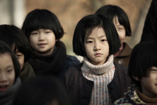 Kim Saeron. Diaphana Films Kim Saeron. Diaphana Films