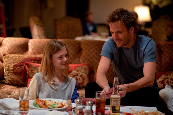 Stephen Dorff et Elle Fanning. Pathé Distribution Stephen Dorff et Elle Fanning. Pathé Distribution