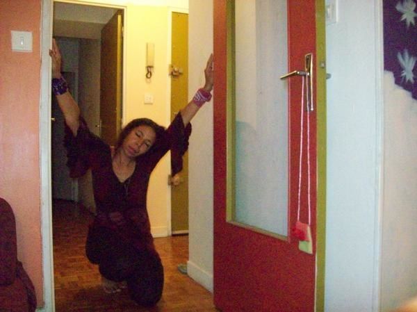 Moi tojours dans mon appartement de châtelet/Les Halles, en octobre 2009 ***