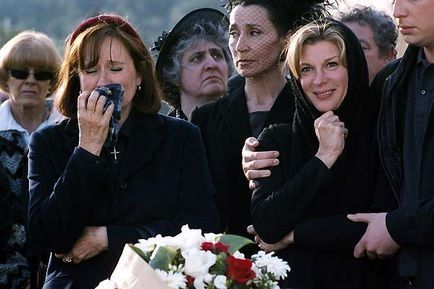 Enfin veuve - Eva Darlan et Michèle Laroque