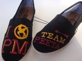 LES-CHAUSSONS-PEETA.jpg