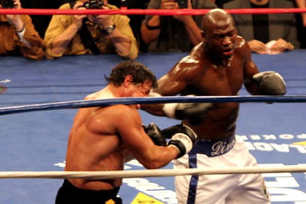 Antonio Tarver et Sylvester Stallone. MGM / Twentieth Century Fox Antonio Tarver et Sylvester Stallone. MGM / Twentieth Century Fox