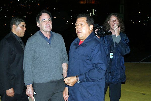 Oliver Stone et Hugo Chavez. Ixtlan Corporation