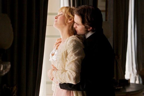 Robert Pattinson et Uma Thurman. Redwave Films Robert Pattinson et Uma Thurman. Redwave Films