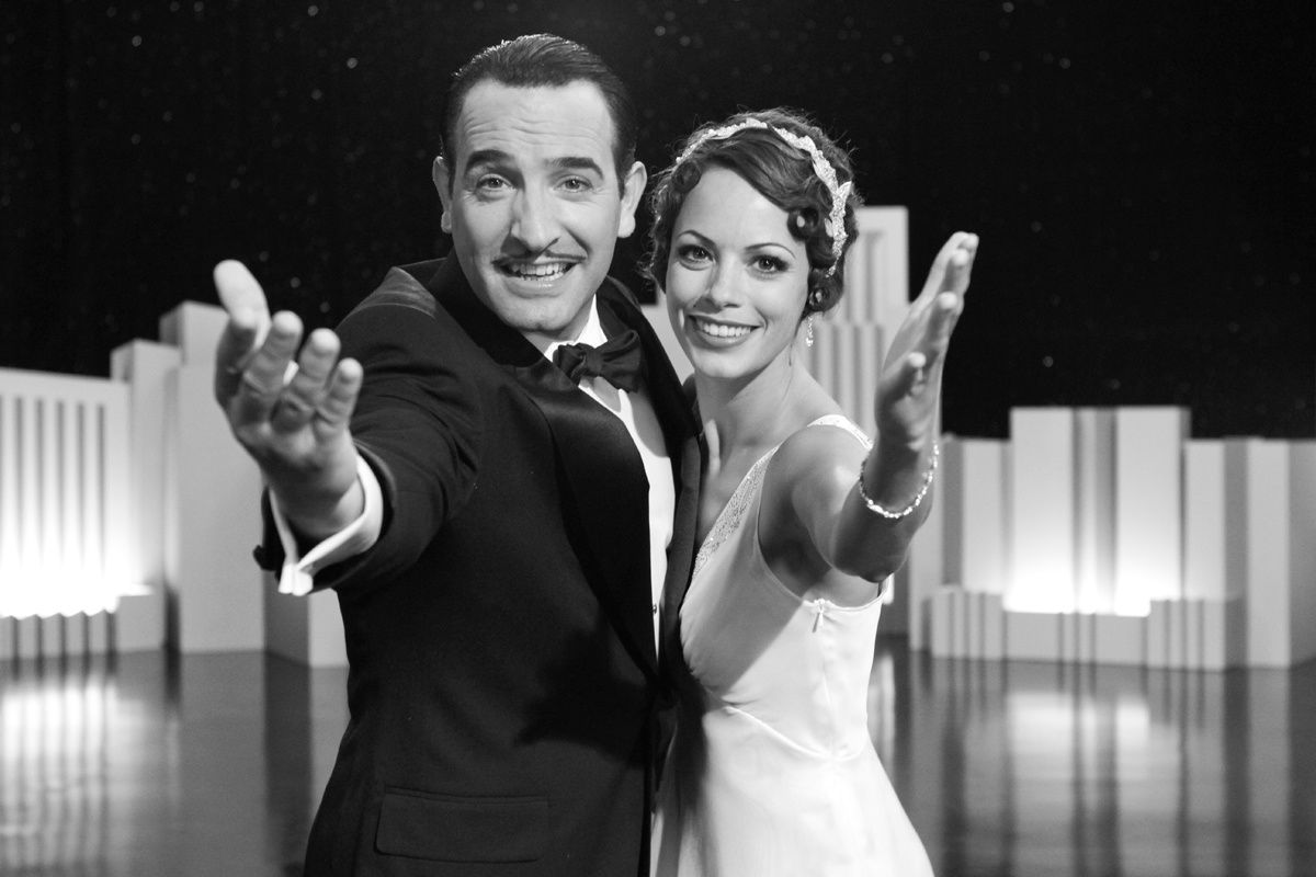 Bérénice Bejo & Jean Dujardin. Warner Bros. France Bérénice Bejo & Jean Dujardin. Warner Bros. France