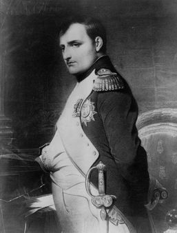 Napoléon Bonaparte (1769-1821), half-length portrait, facing left. |
