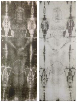 1 Printing (right) and a negative (left) of the en:Shroud of Turin | S