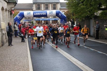 Départ du CapitoTrail (43), 29 km.