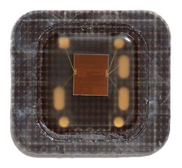 Rückseite eines Smart-Card-Chips aus einer de:Geldkarte | Geldkarte