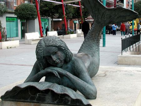 Escultura de Sirena en es:Leganés | Leganés . | Source http://media