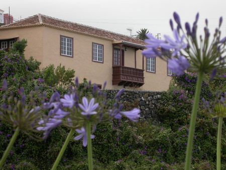 Casa Canaria en Mazo (La Palma) | Source | Date 2005 | Author Wesisna