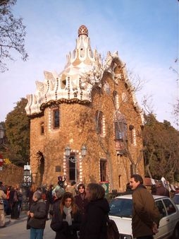 foto scattata da me, ingresso parco Guell a Barcellona | Source Transf