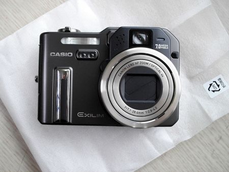 Casio P700
