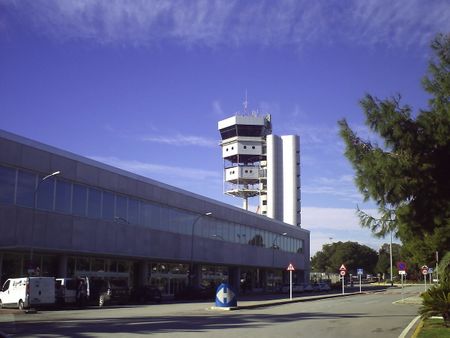 1 T-2 (Alicante Airport)1 T-2 (Aeropuerto de Alicante)1 T-2 (Aeroport