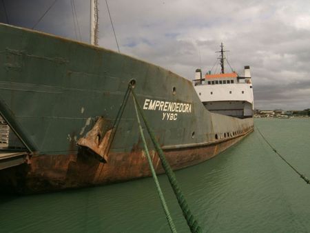 Barco de Carga Emprendedora, Muelle de Punta de Piedras
