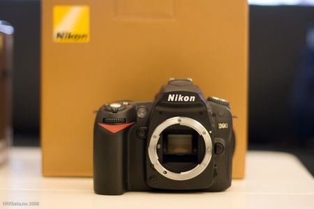 Nikon D90