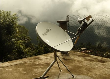Antena Lista para Telefonia IP via satelite