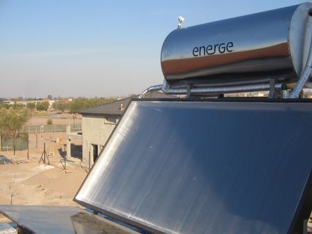 1 solar thermal thermosyphon water heater 1 Equipo compacto termosifó