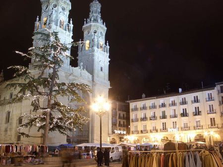 Logroño - Catedral | Source | Date | Author Josep Renalias | Permissi
