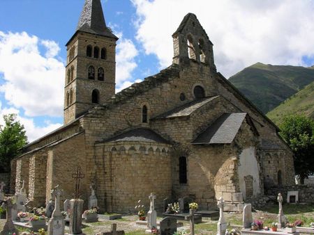 Vista Generalde santa Maria d'Arties | Source http://www. flickr. com/