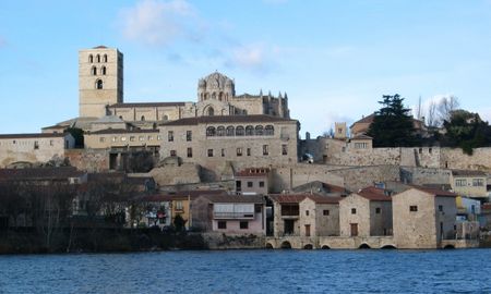 Zamora