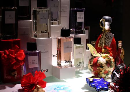 Union Station Perfume Display