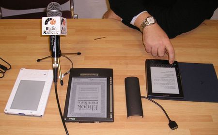 ebook reader in mostra