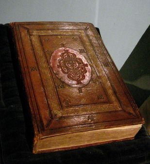 1 Ottoman_Empire_Coran_copied_circa_1536_bounded_circa_1549_with_arms_