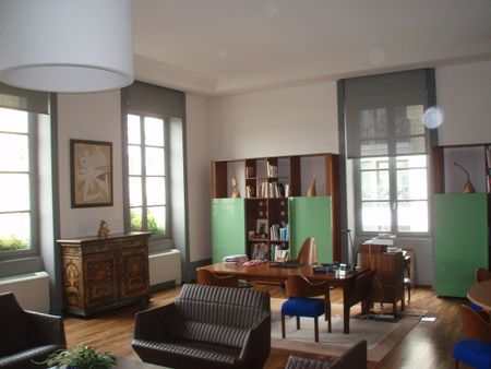 1 Bureau d'apparat du maire, Hôtel de ville de St Etienne | Source |