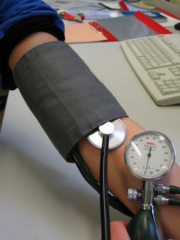 blood pressure measurement :deBlutdruckmessung | Blutdruckmessung | So